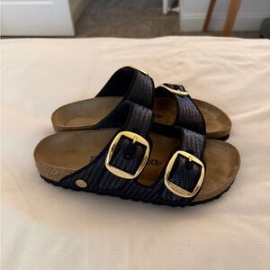 Birkenstock Arizona Big Buckle Size 39  (women’s 8-8.5) medium/narrow